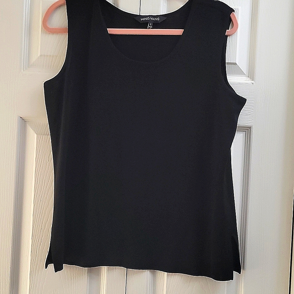 Ming Wang black tank shell